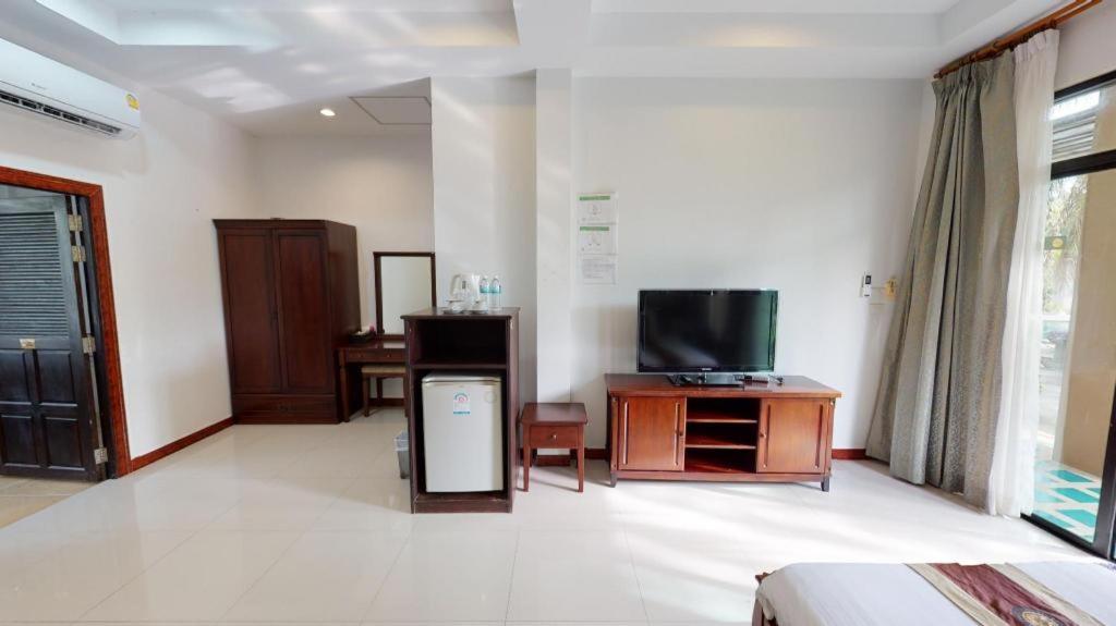 Nattha Waree Hot Spring Resort And Spa Ban Nua Khlong Exterior foto